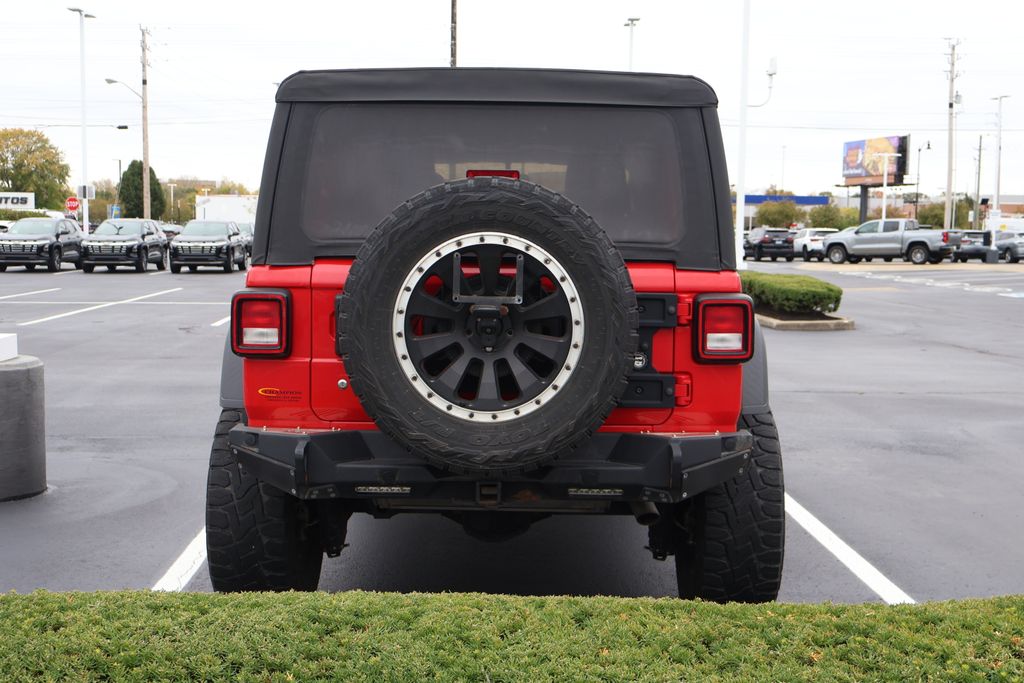 Thumbnail: 2019 Jeep Wrangler - 10