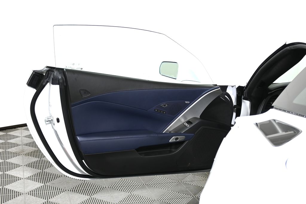 Thumbnail: 2016 Chevrolet Corvette - 26