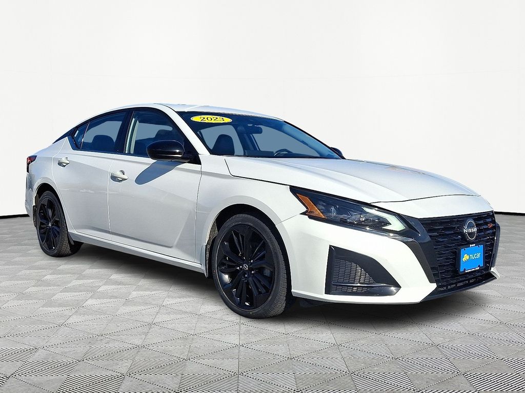 2023 Nissan Altima 2.5 SR AWD