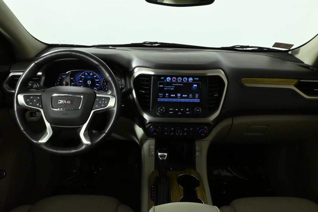 2018 GMC Acadia Denali 17