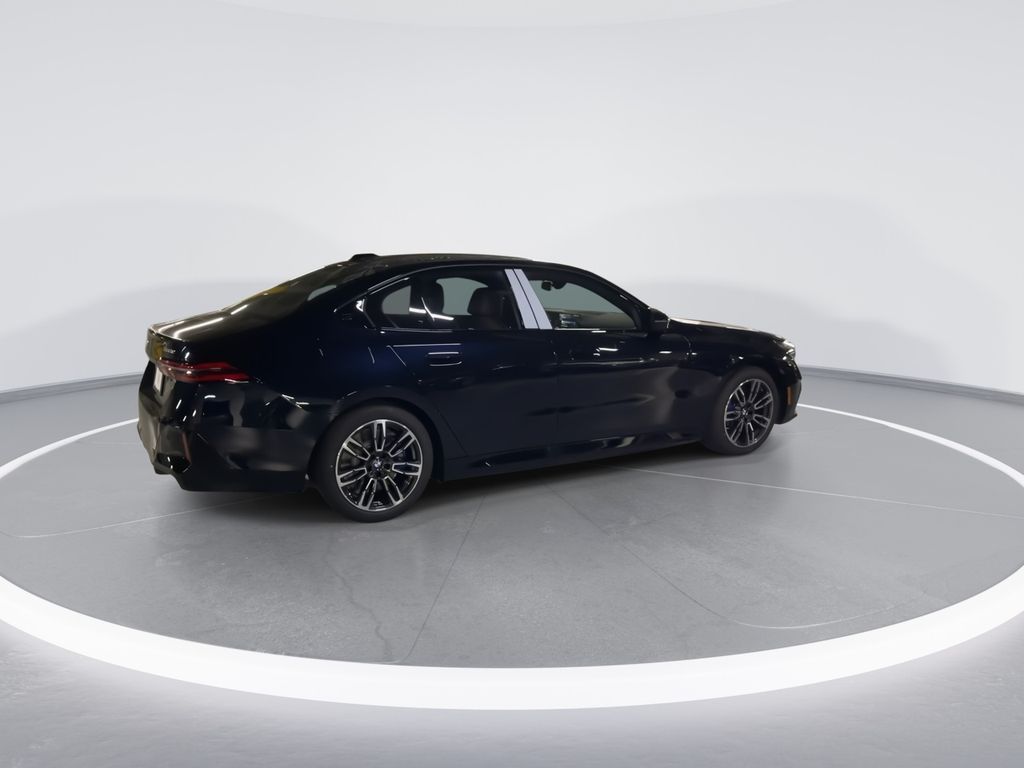 Thumbnail: 2026 BMW 5 Series - 8