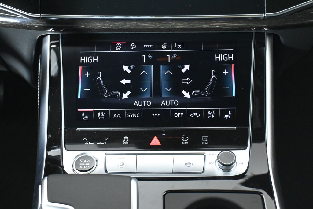 Thumbnail: 2026 Audi Q7 - 18