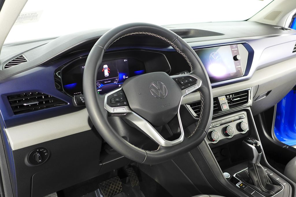 Thumbnail: 2022 Volkswagen Taos - 30