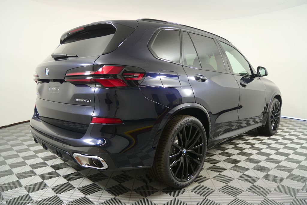 Thumbnail: 2026 BMW X5 - 3