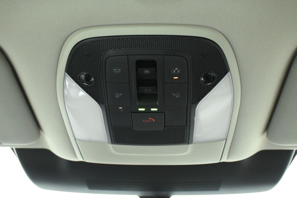 Thumbnail: 2026 INFINITI QX60 - 16