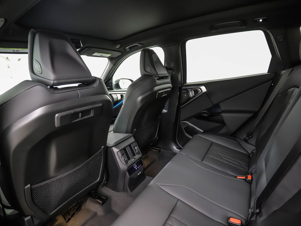 Thumbnail: 2026 BMW X3 - 21