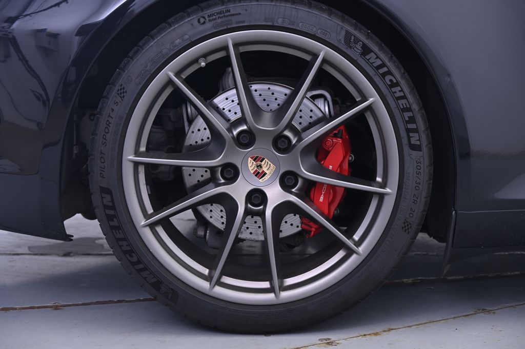 Thumbnail: 2013 Porsche 911 - 13