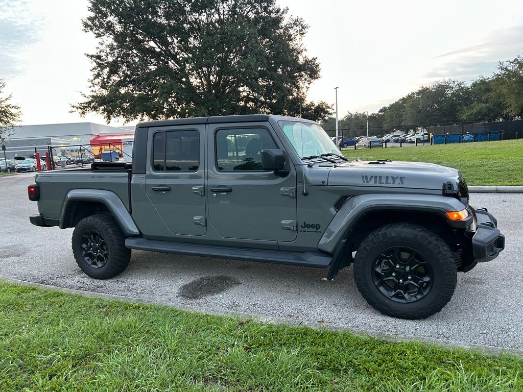 Thumbnail: 2023 Jeep Gladiator - 7