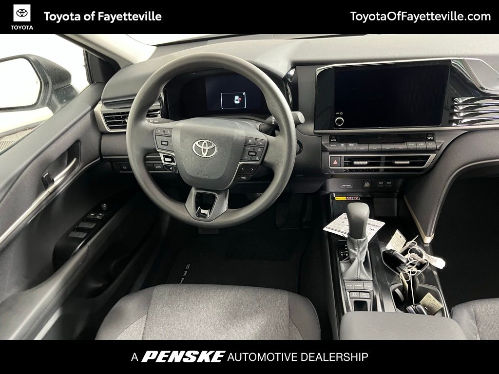 2025 Toyota Camry LE 5