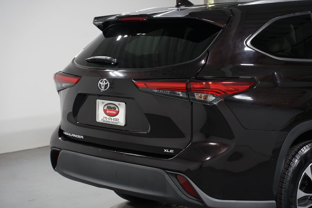 Thumbnail: 2021 Toyota Highlander - 9
