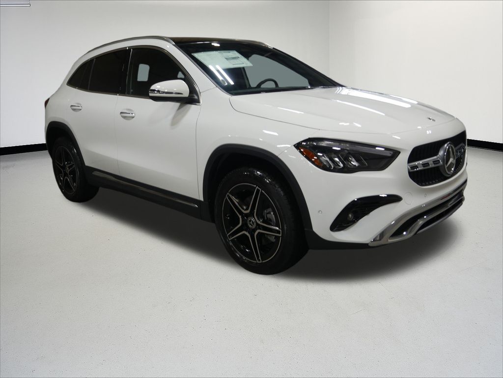 Thumbnail: 2026 Mercedes-Benz GLA - 7