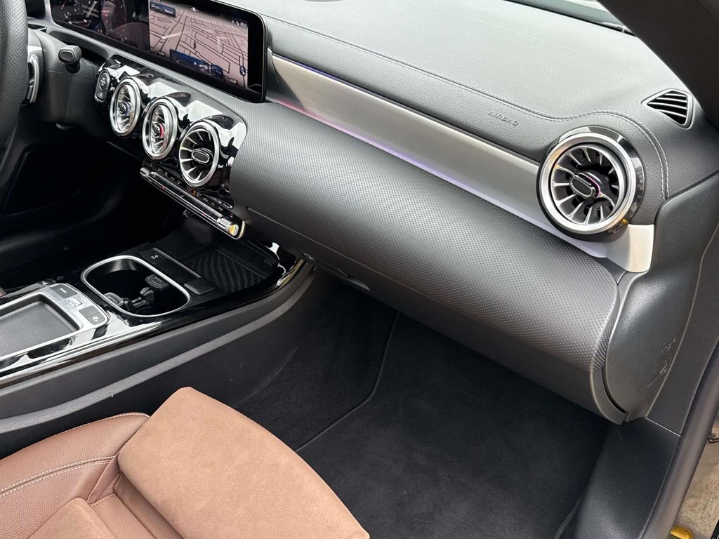 Thumbnail: 2025 Mercedes-Benz CLA - 19