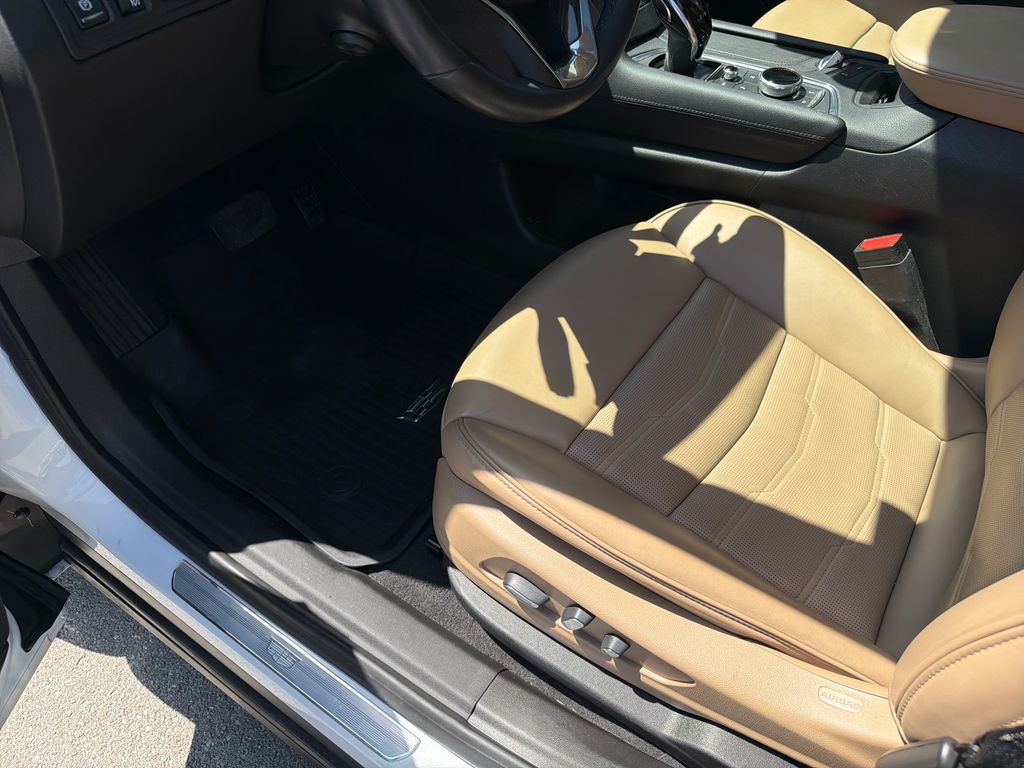 Used 2020 White Cadillac Premium Luxury image 20