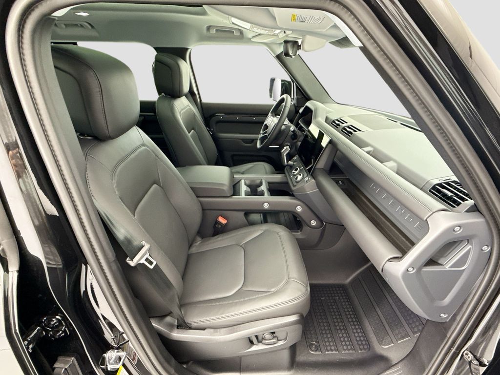 Thumbnail: 2026 Land Rover Defender - 19