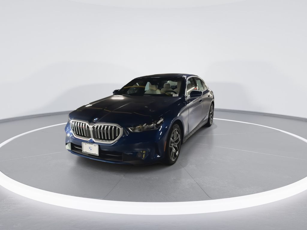 Thumbnail: 2026 BMW 5 Series - 4