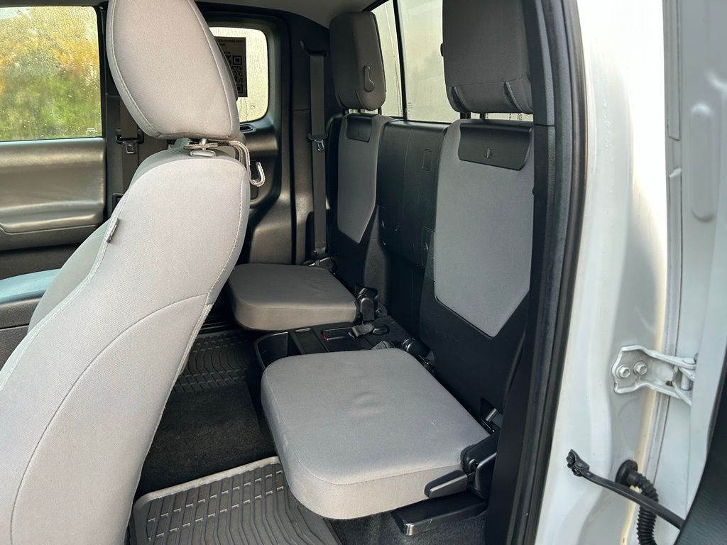 Thumbnail: 2021 Toyota Tacoma - 13