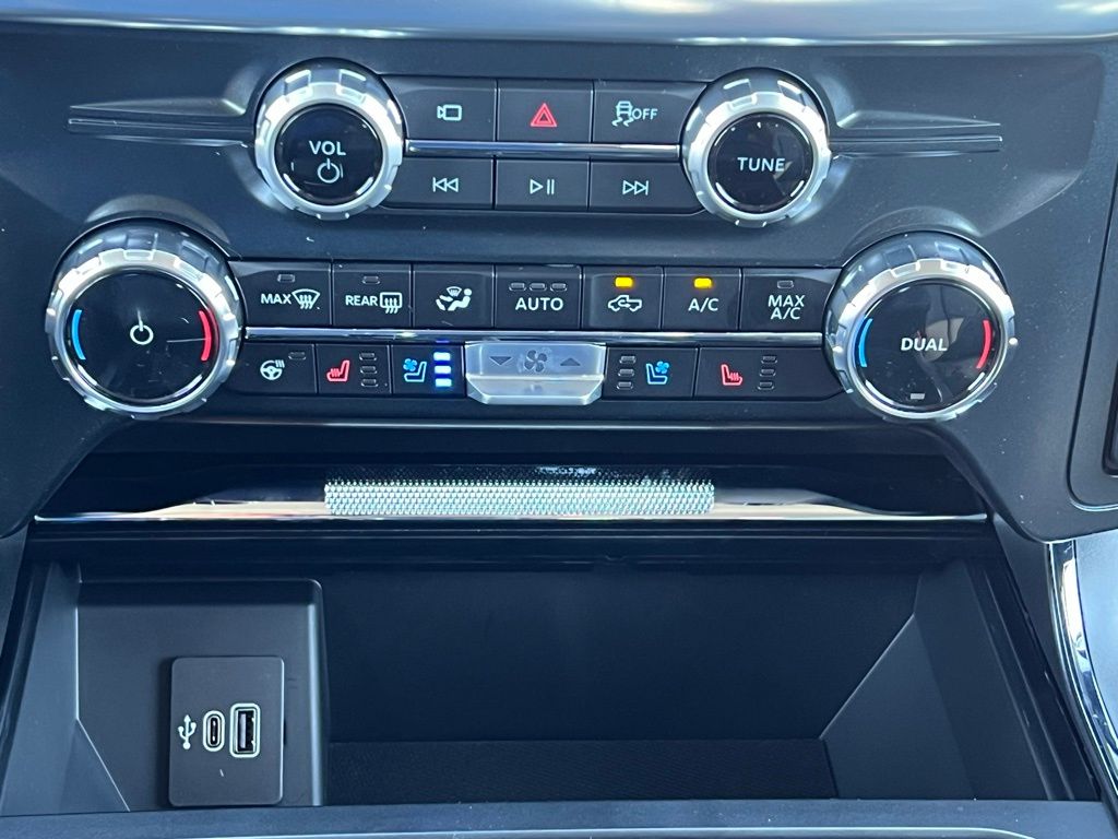 2025 Ford F-150 Lariat White at Davis Toyota of Orangeburg