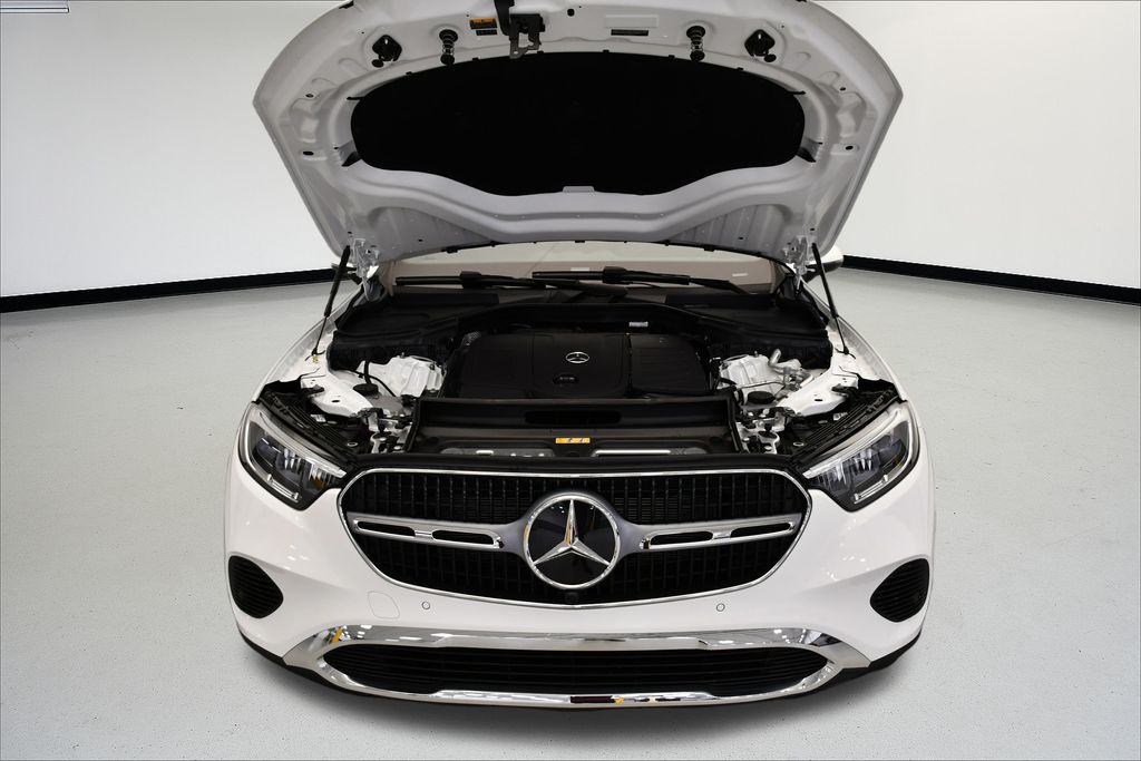 Thumbnail: 2026 Mercedes-Benz GLC - 12