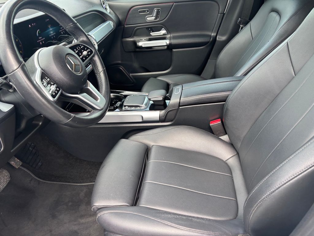 Used Car 2021 Mercedes-benz Glb  Glb 250 For Sale Under $30,000 In Austin, Texas