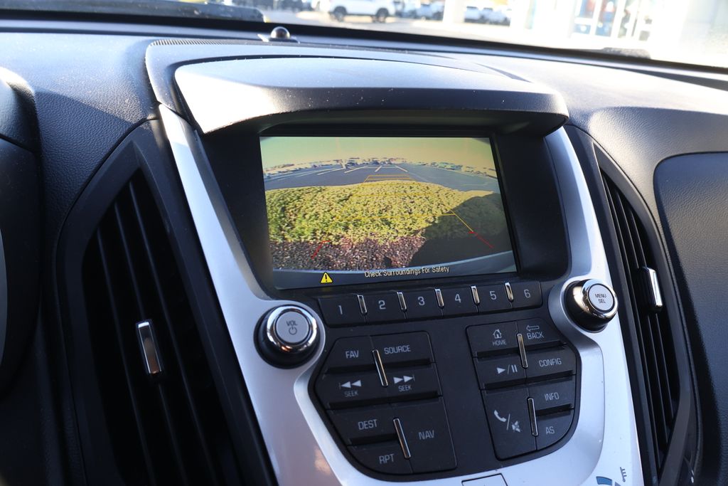 Thumbnail: 2016 Chevrolet Equinox - 24