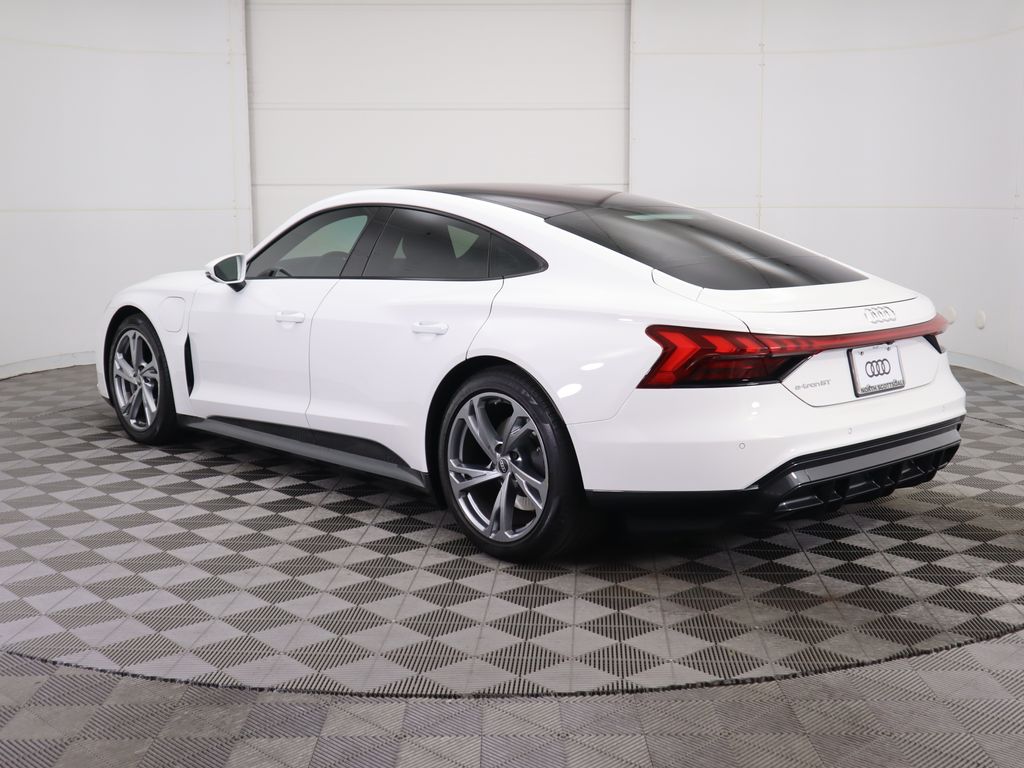 2022 Audi e-tron GT Premium Plus 7