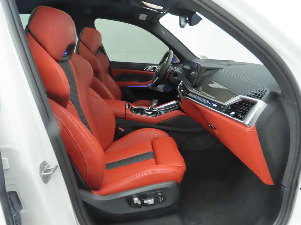 2025 BMW X5 M Competition 21