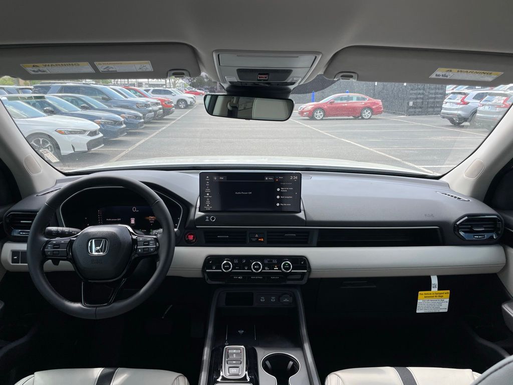 Thumbnail: 2026 Honda Pilot - 10