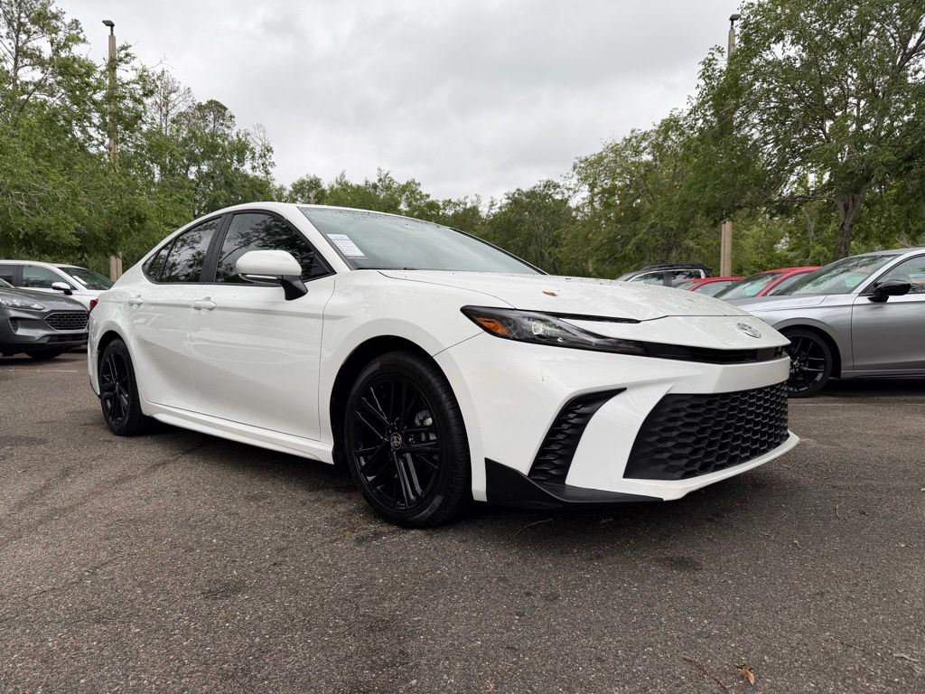 Ice 2025 Toyota Camry SE FWD Sedan Front-Wheel Drive Continuously Variable Transmission