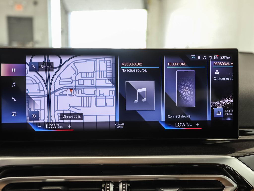 Thumbnail: 2024 BMW 3 Series - 17