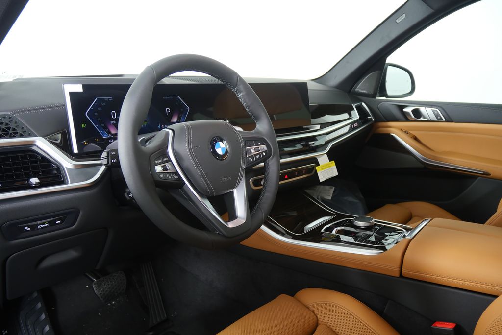 Thumbnail: 2026 BMW X5 - 12