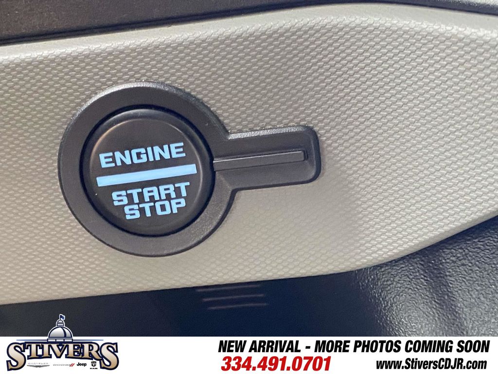 2022 Oxford White Ford Bronco Badlands 4X4 SUV