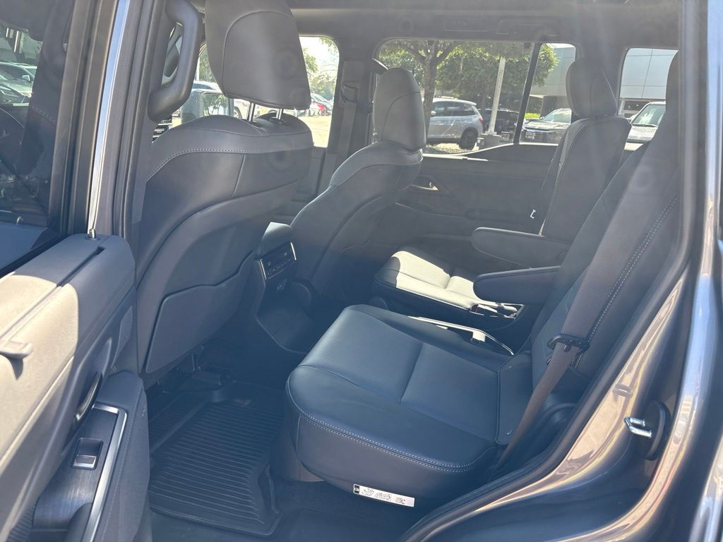 Thumbnail: 2025 Lexus GX - 20