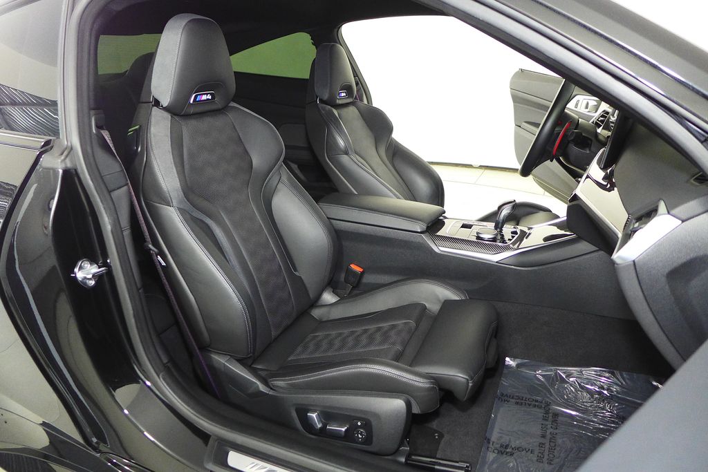 Thumbnail: 2024 BMW M4 - 19