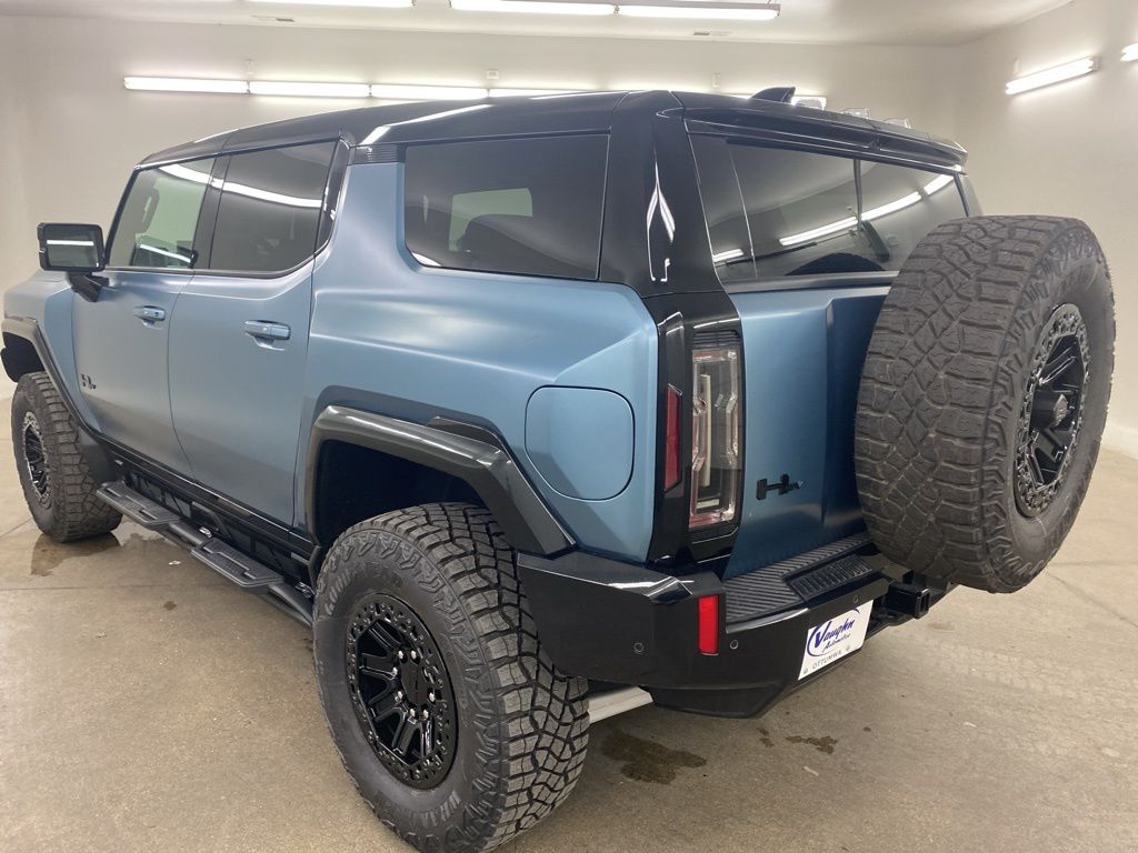 2024 GMC HUMMER EV SUV 3X photo