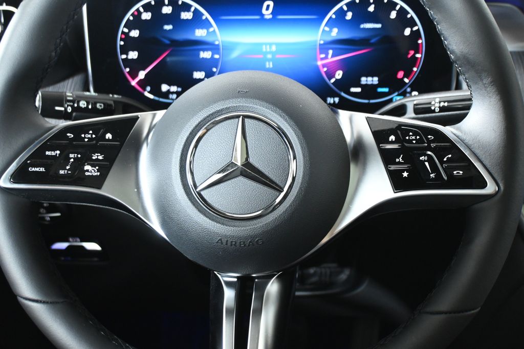 Thumbnail: 2027 Mercedes-Benz GLC - 18