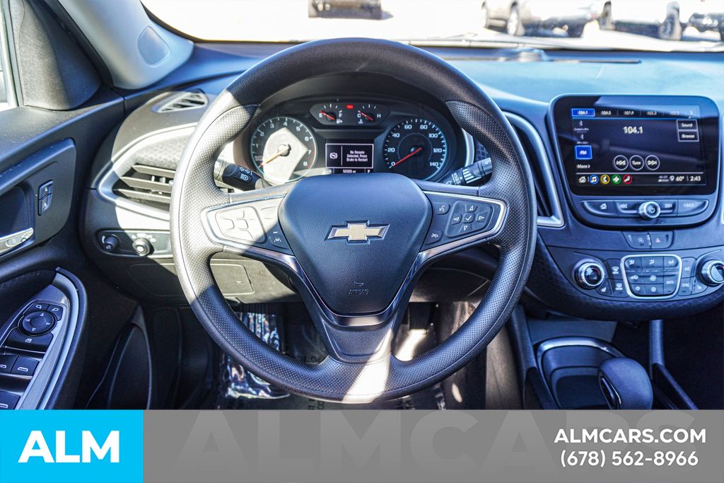 Used 2024 Gray Chevrolet LT image 26