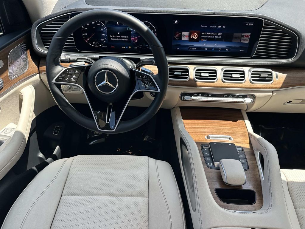 Thumbnail: 2026 Mercedes-Benz GLE - 18
