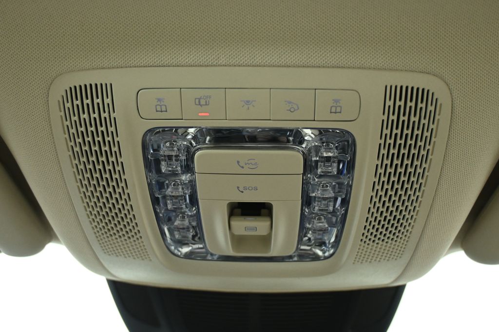 Thumbnail: 2026 Mercedes-Benz GLE - 16