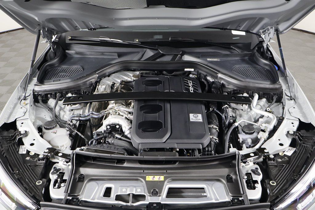 Thumbnail: 2026 Mercedes-Benz GLC - 9