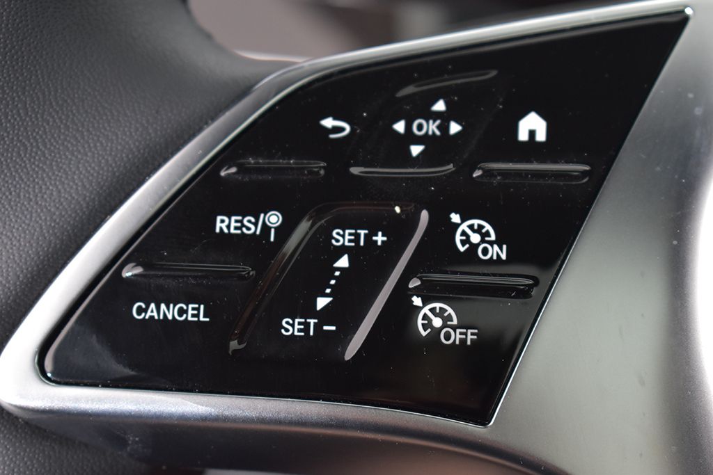 Thumbnail: 2026 Mercedes-Benz GLC - 18