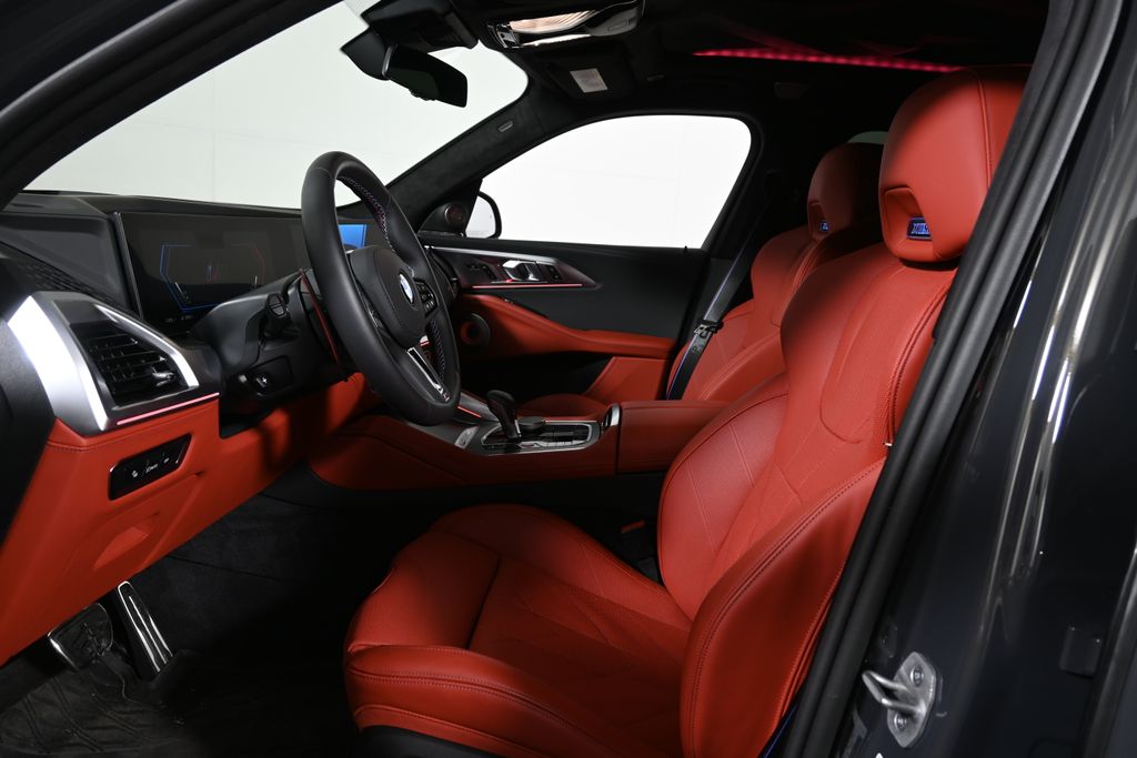 Thumbnail: 2026 BMW XM - 3