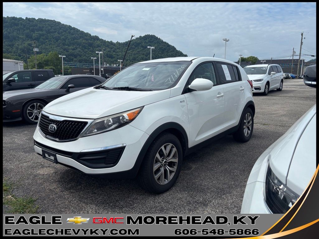 Clear White 2016 Kia Sportage SUV / Crossover All-Wheel Drive 6-Speed Automatic