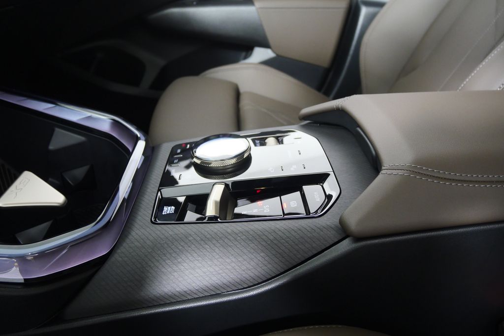 2025 BMW X3 3.0i 21