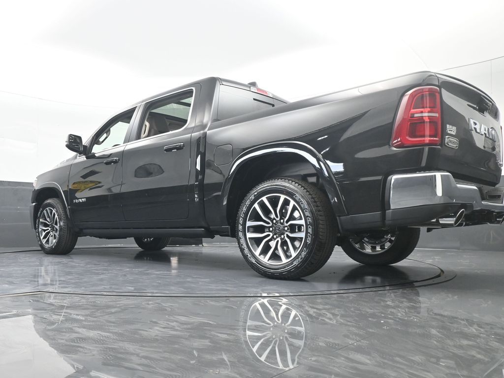 New 2026 Diamond Black Crystal Pearlcoat Ram Limited image 64
