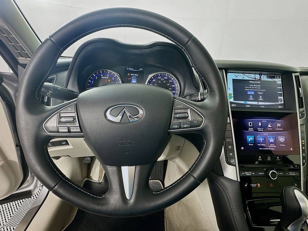 Thumbnail: 2014 INFINITI Q50 - 11