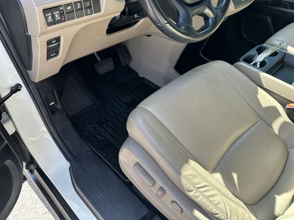 Used Car 2019 Honda Odyssey  Ex-l For Sale Under $25,000 In Austin, Texas