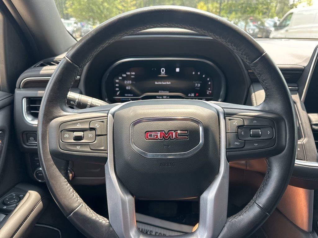 2022 Onyx Black GMC Yukon XL SLE 4X4 SUV