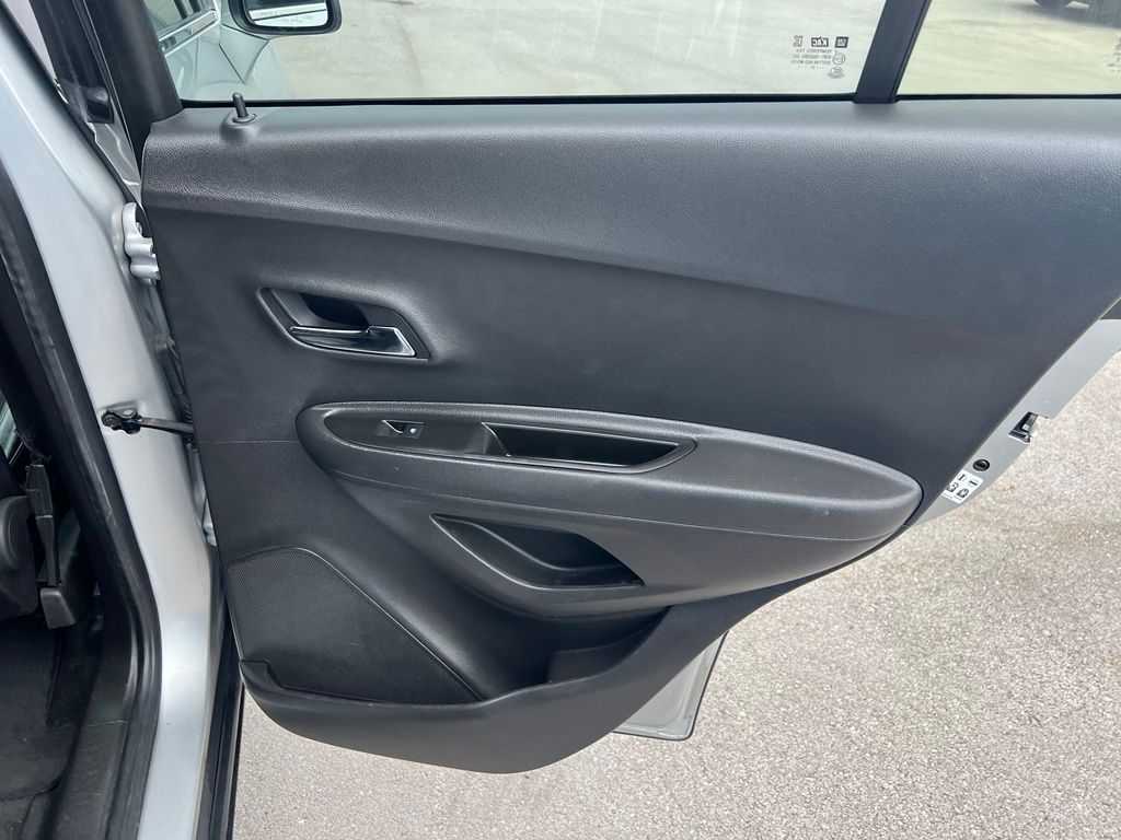 Used 2018 Chevrolet Trax SUV