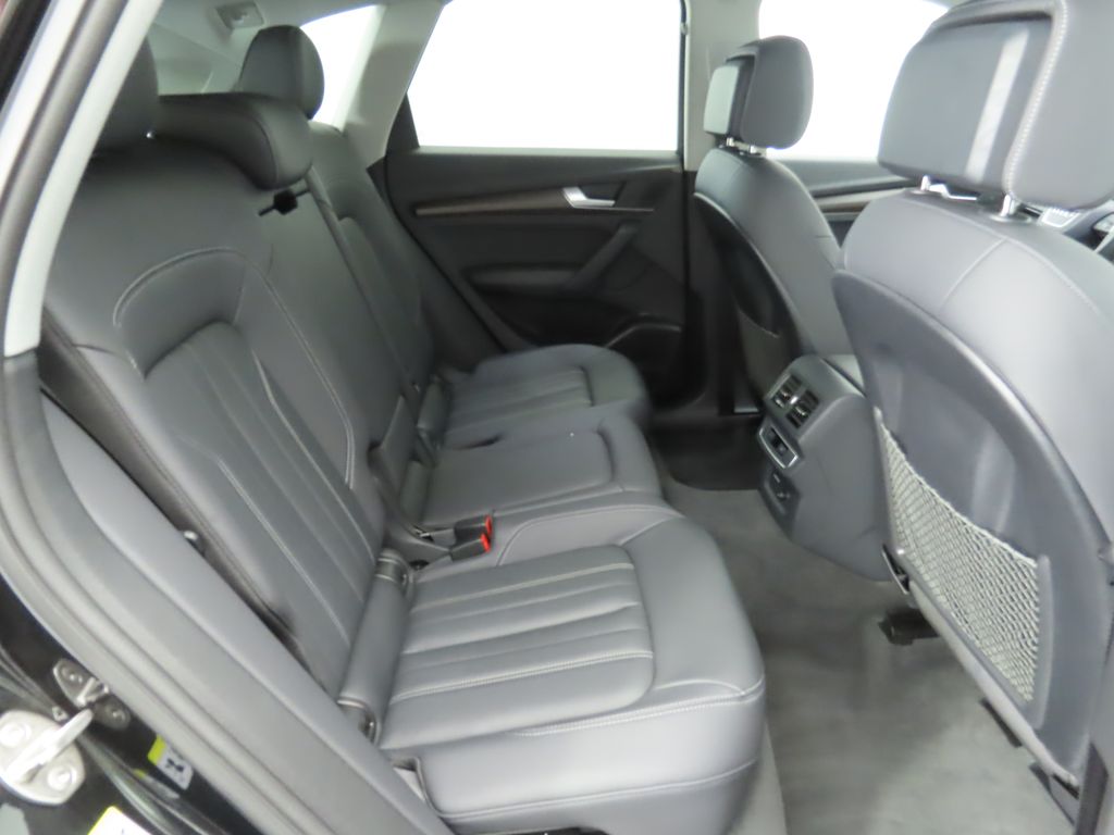 Thumbnail: 2023 Audi Q5 - 22