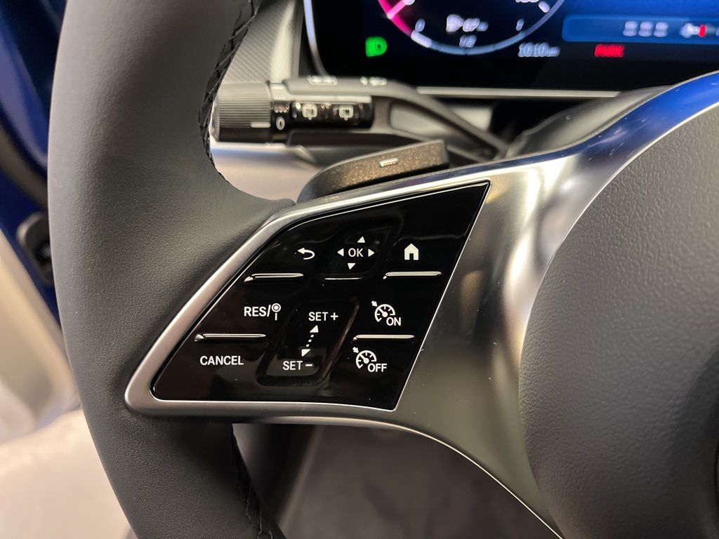 Thumbnail: 2026 Mercedes-Benz GLC - 15